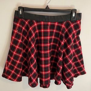 Plaid Skater-style Skirt